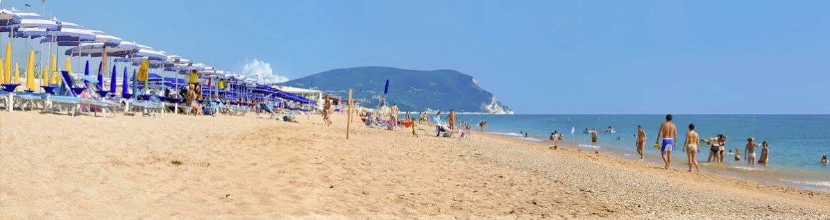 Residence I Giardini Del Conero Porto Recanati Dış mekan fotoğraf